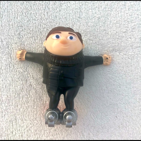 McDonalds Minions Happy Meal Toy 2019 Young Gru - Picture 1 of 6